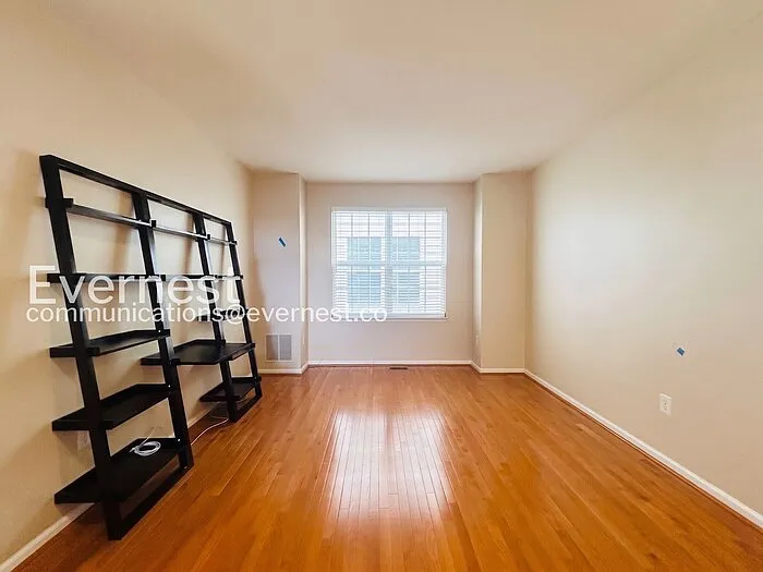 8348 Middle Ruddings Dr — Photo 10