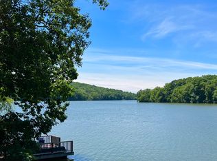 64 Lillian Rd, Mahopac, NY 10541