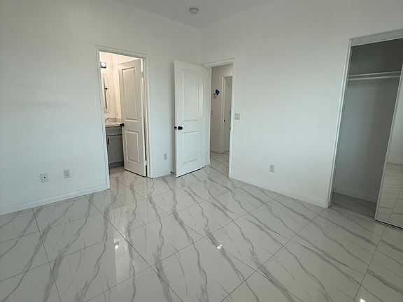 5th image of 16220 Arrow Blvd #1-108