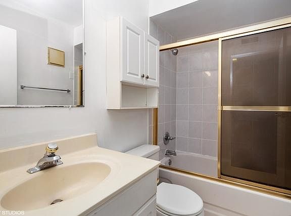 3rd image of 9455 Bay Colony Dr #1