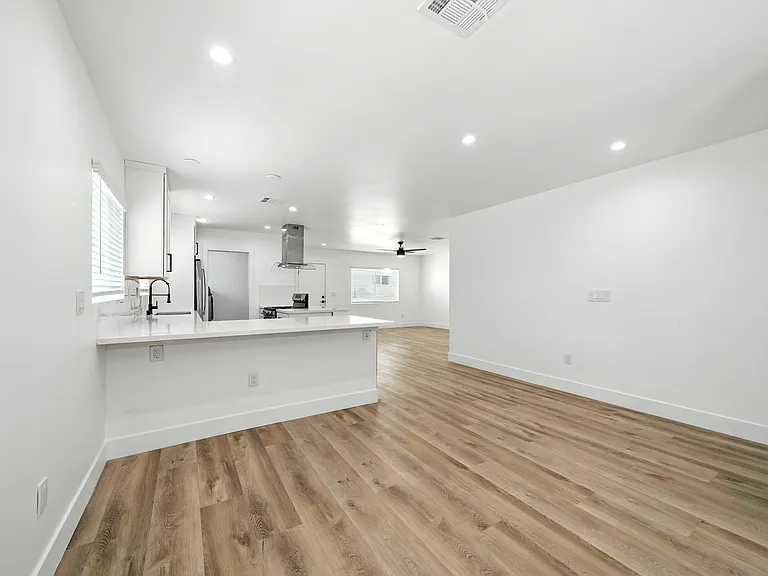 5103 Barlin Ave — Photo 11
