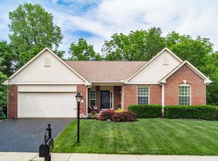 2403 Pleasant Colony Dr, Lewis Center, OH 43035