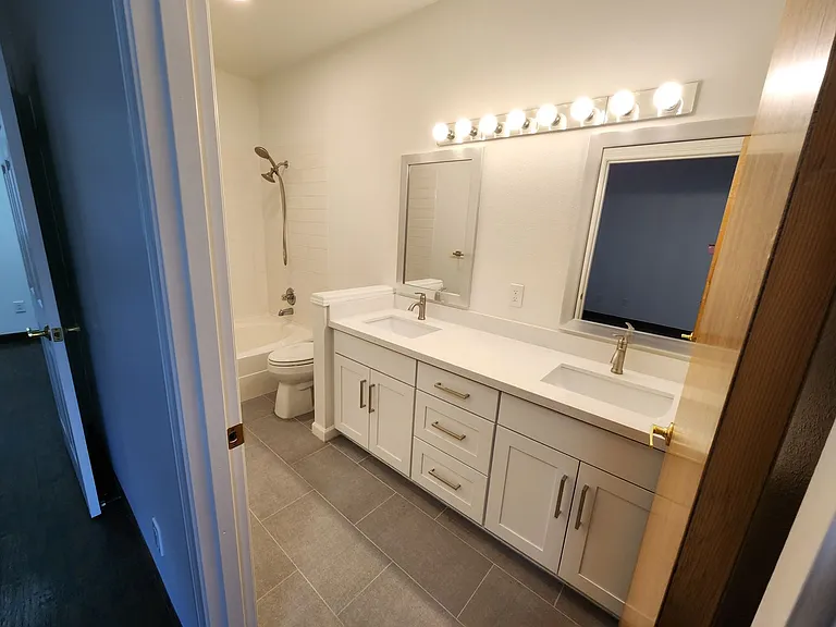 17827 80th Ave NE #B102 — Photo 25