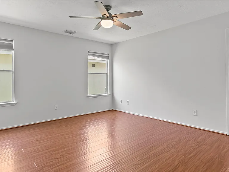 6 Thicket Grove Pl — Photo 16