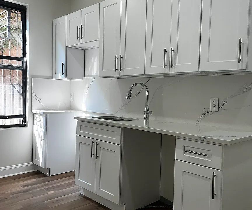 1st image of 942 Utica Ave Floor 1