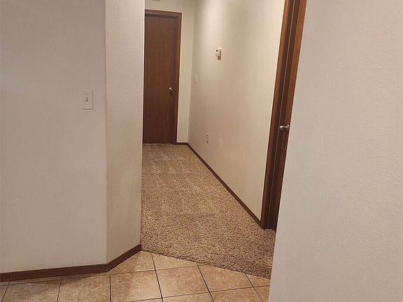 4th image of 1009 N Pierce Drive