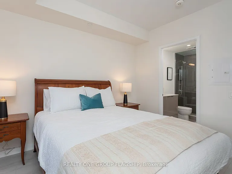28 Freeland St #1609 — Photo 17