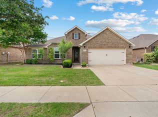 2032 Speckle Dr, Fort Worth, TX 76131