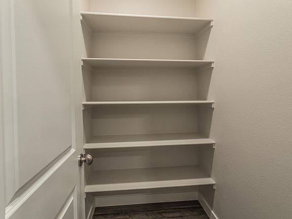 Kitchen pantry