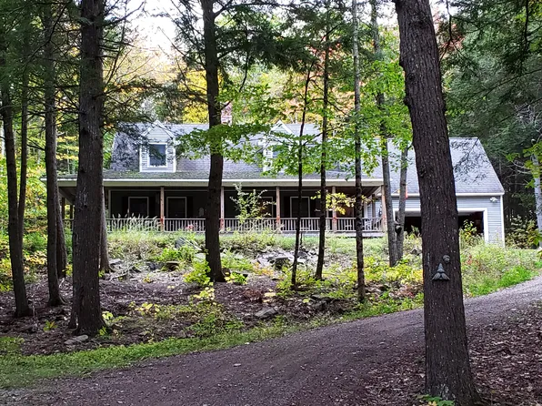 217 Hemlock Park Dr, Jefferson, ME 04348