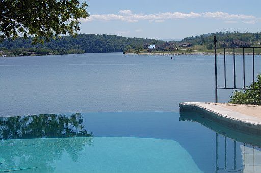 3rd image of 8922 Hickory Hill Ln