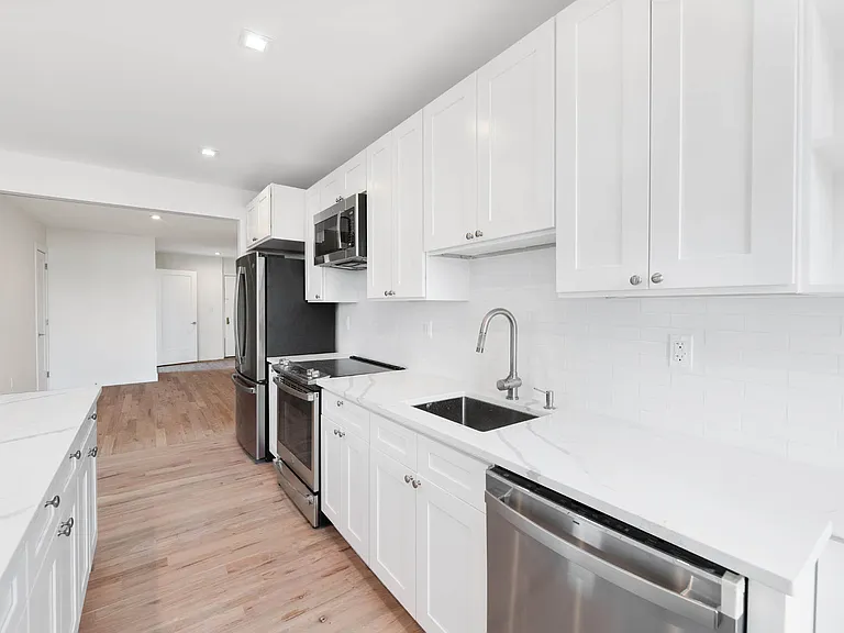 101 E 116th St #6CR — Photo 9