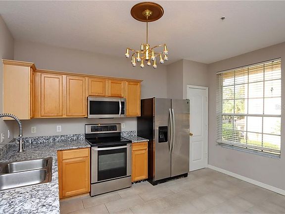 4th image of 3167 Bayshore Oaks Dr