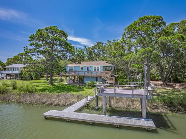 1308 Peninsular St, Panacea, FL 32346