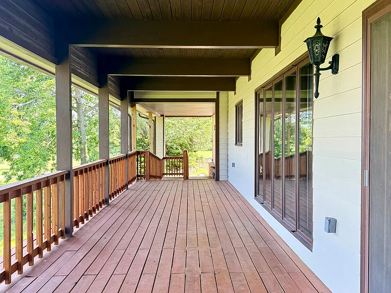 2950 Forestview Cir — Photo 25