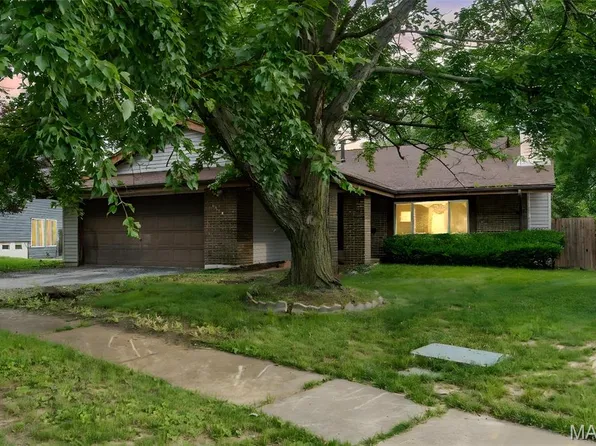 1722 Rudelle Dr, Florissant, MO 63031
