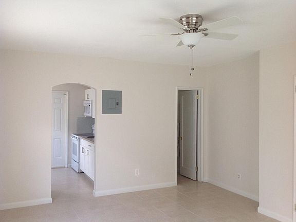 4th image of 820 W Las Olas Blvd