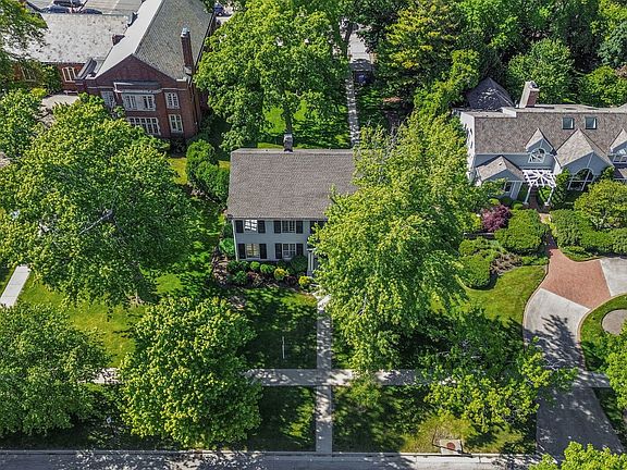 2nd image of 411 Laurel Ave