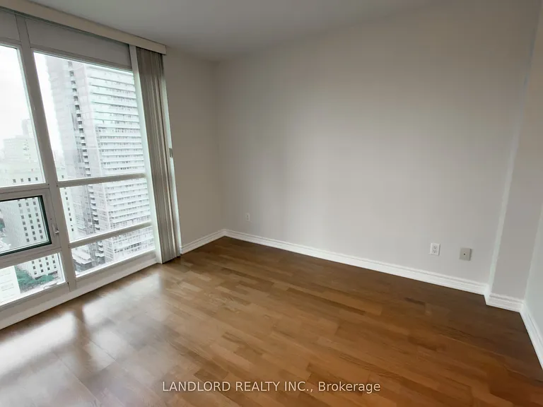 761 Bay St #2802 — Photo 17