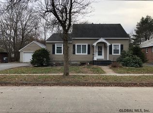 84 4th St, Glens Falls, NY 12801