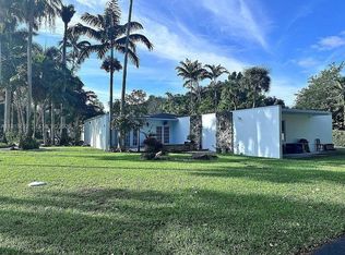 8290 Sunset Dr, Miami, FL 33143