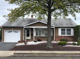 13 Mapleton Rd, Toms River, NJ 08757