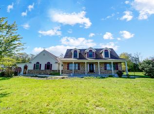 10488 Kelly Rd, Wapakoneta, OH 45895