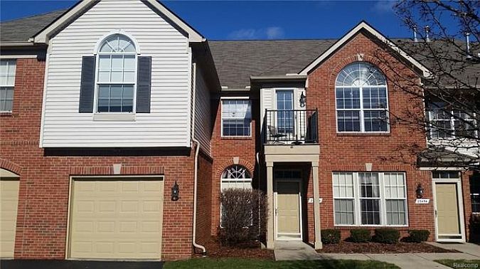 1st image of 23464 Williamsburg Cir