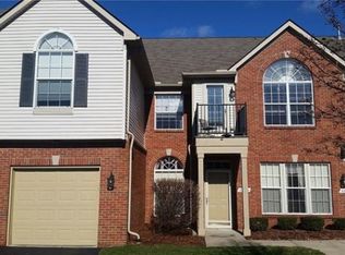 23464 Williamsburg Cir, Woodhaven, MI 48183