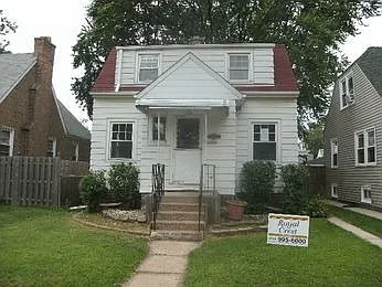 9612 S Albany Ave photo 1