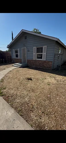 1404-1406 E Fountain Way Photo 1