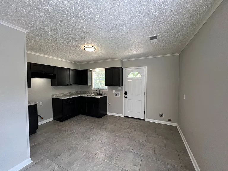 3311 Madewell St — Photo 11