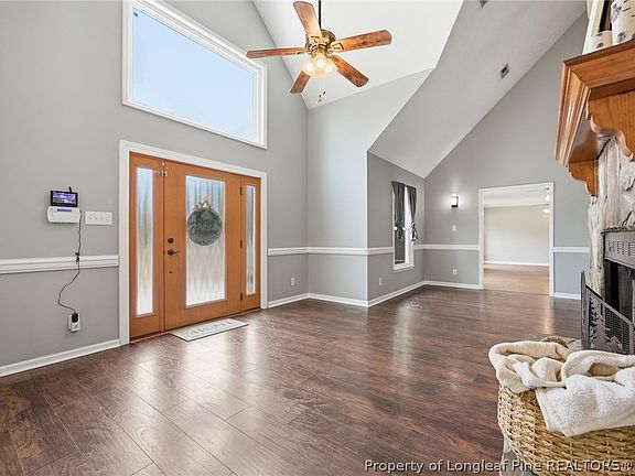 5th image of 190 Fox Run Ln