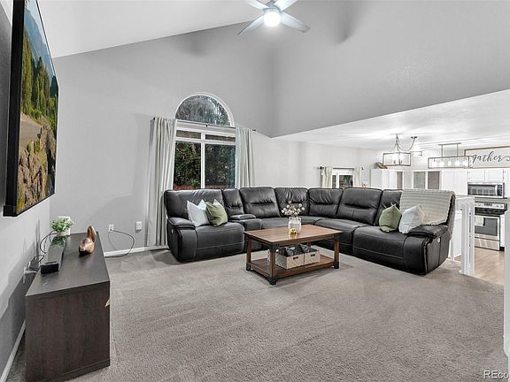 3rd image of 5305 E Kensington Avenue