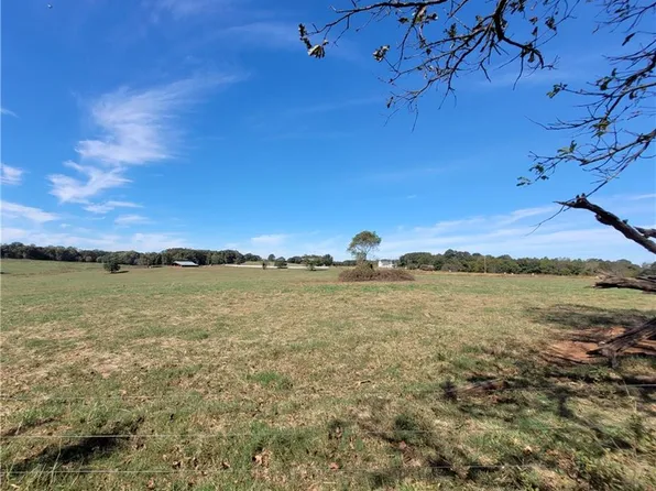 8175 Sandy Cross Rd #1A, Carnesville, GA 30521