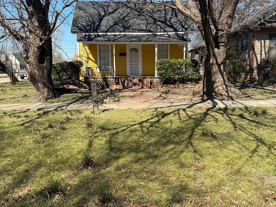1st image of 429 W Eufaula St