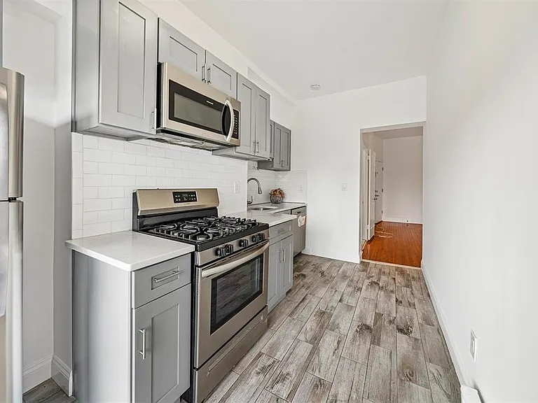 242 Palisade Ave #2 — Photo 3