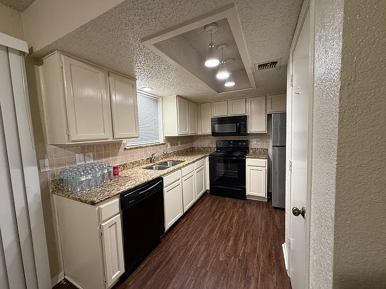 2509 Stanford St #A — Photo 11