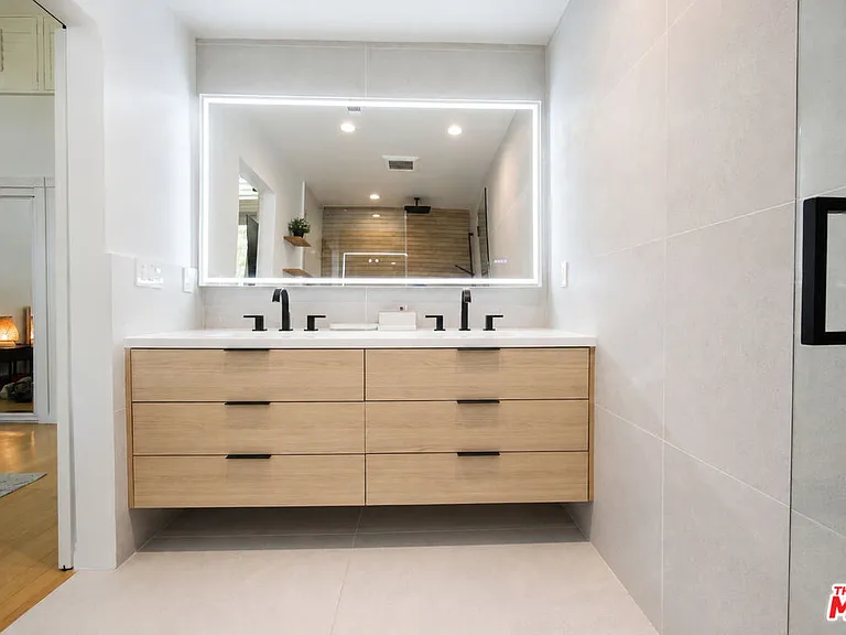 4733 S La Villa Marina #C — Photo 27