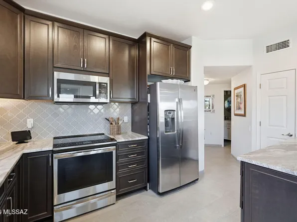 1062 W Union Bell Dr, Green Valley, AZ 85614