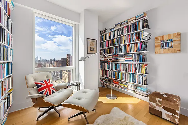 Sold by Compass | media 9