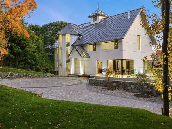 30 Whipple Rd, Lexington, MA 02420