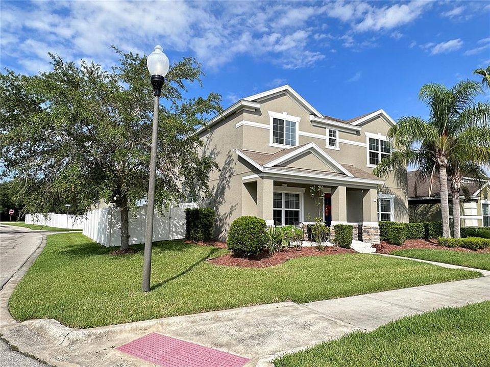 1st image of 900 MUIRWOOD WAY