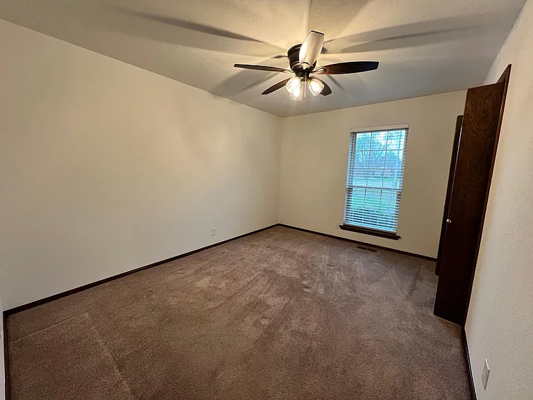 1st Large bedroom