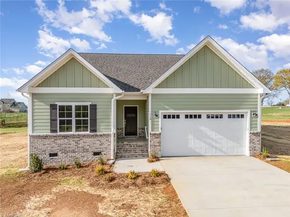 119 Rierson Farms Ct, Madison, NC 27025