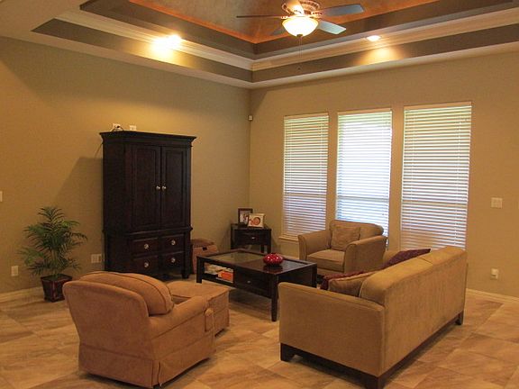 4th image of 1216 Poblano Ln