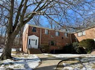 30A Troy Dr, Springfield, NJ 07081