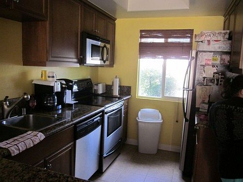 3rd image of 910 S Magnolia Ave Unit I