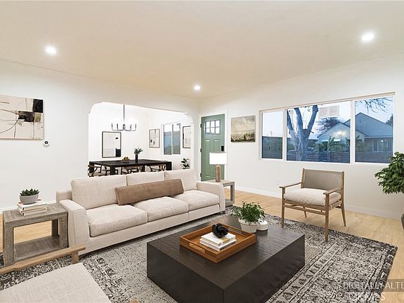 5th image of 1100 E Tichenor St