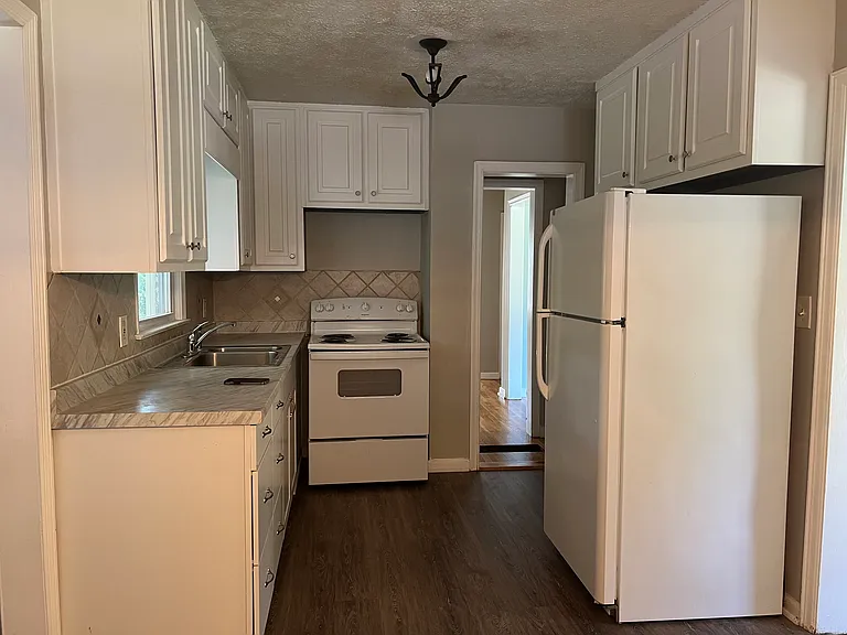 290 Pauladean Cir — Photo 5